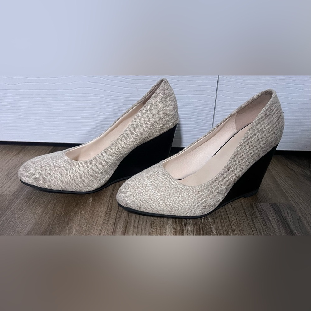 Women's Aerosoles Beige Fabridge Wedge Heels